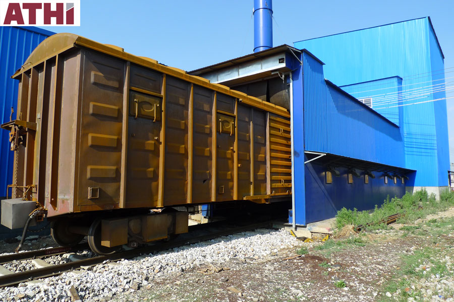 Locomotive vehicle shot blasting clean machine